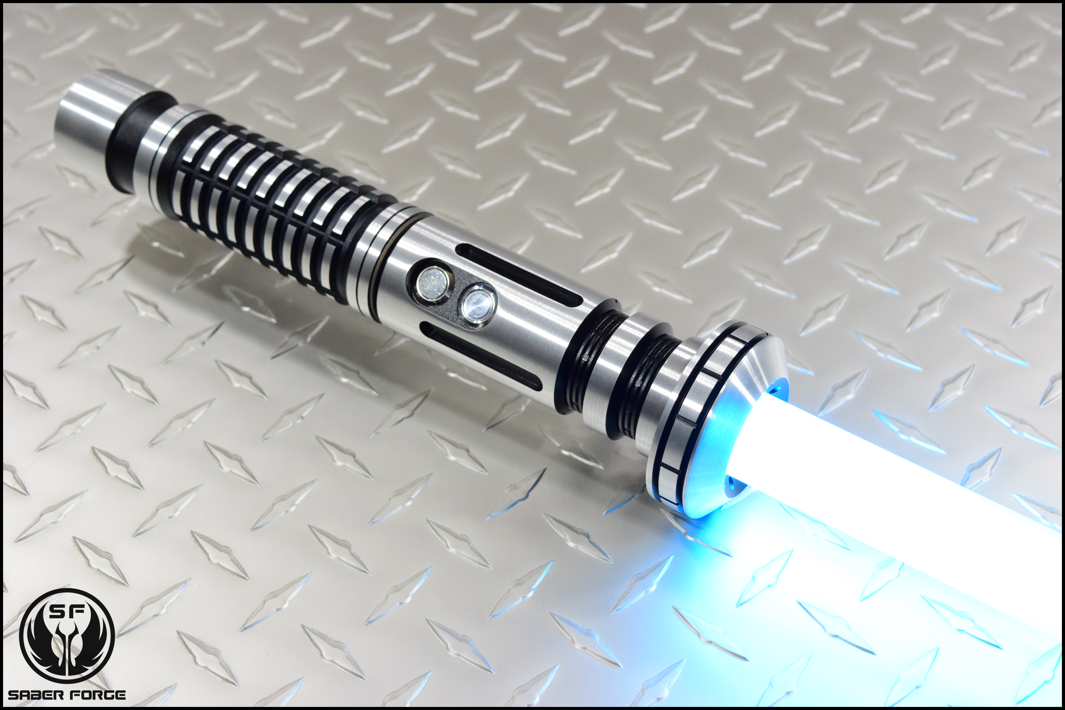 Criaram um lightsaber funcional! Ou quase isso…..