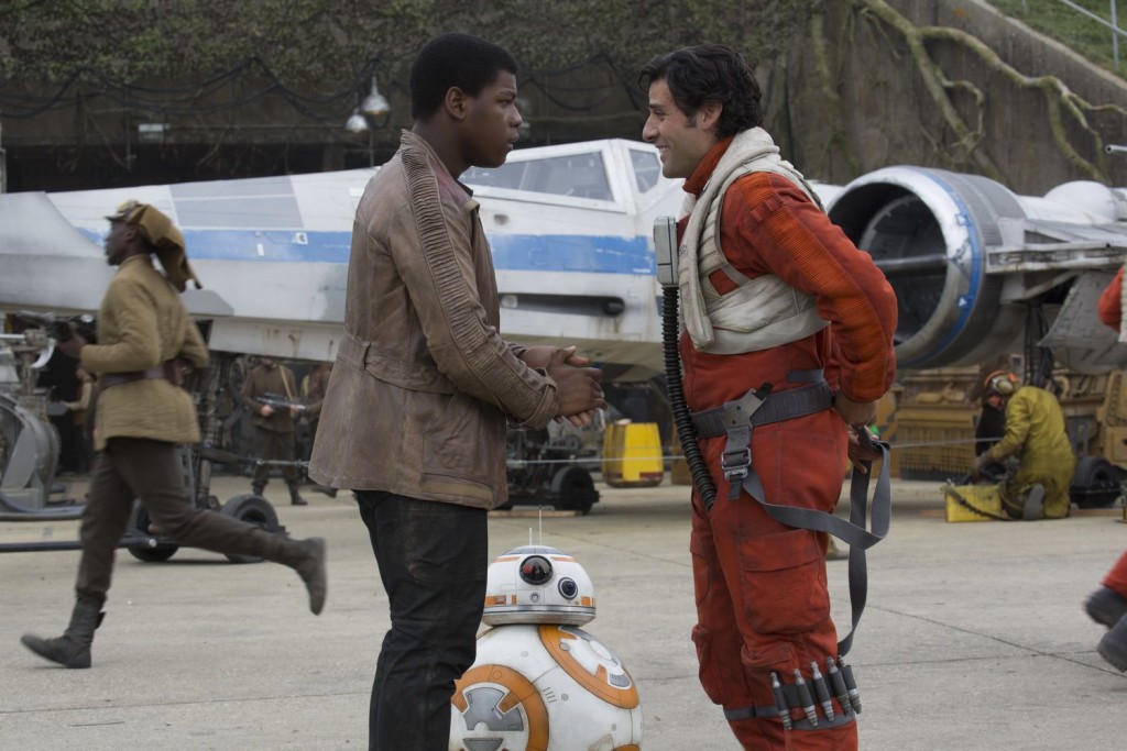 star-wars-tfa-hi-res-finn-poe-reunited-164851